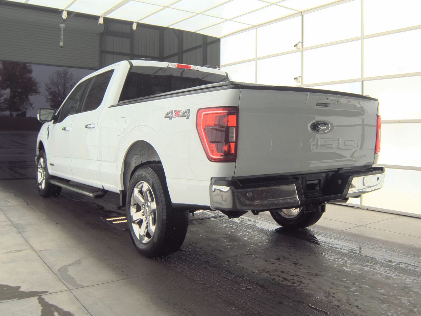 2023 Ford F-150 Hybrid XLT AWD