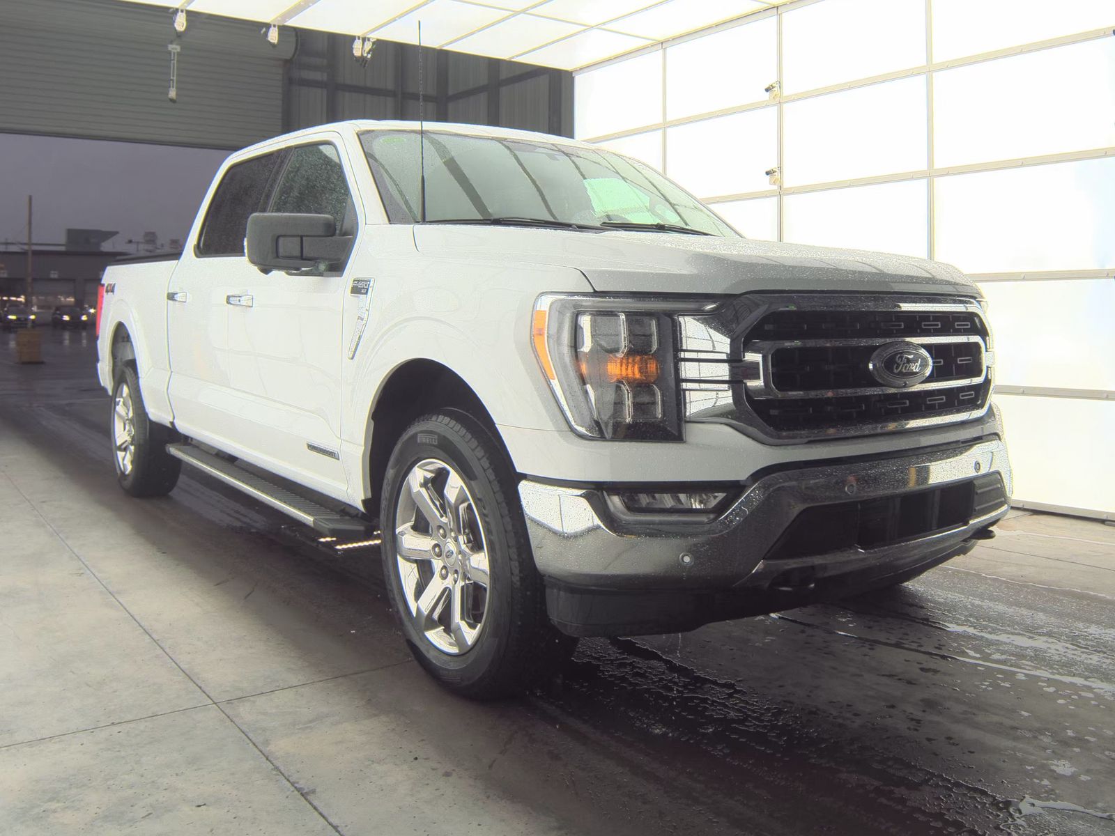 2023 Ford F-150 Hybrid XLT AWD