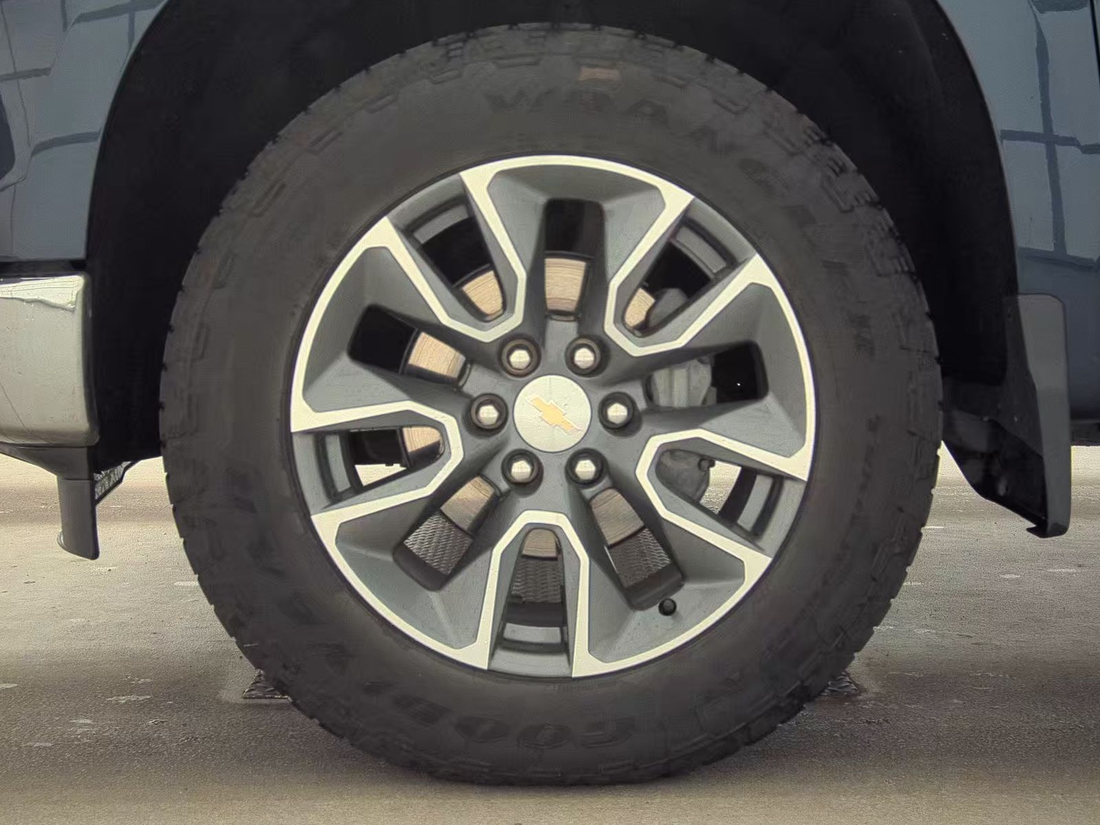 2023 Chevrolet Silverado 1500 LT AWD