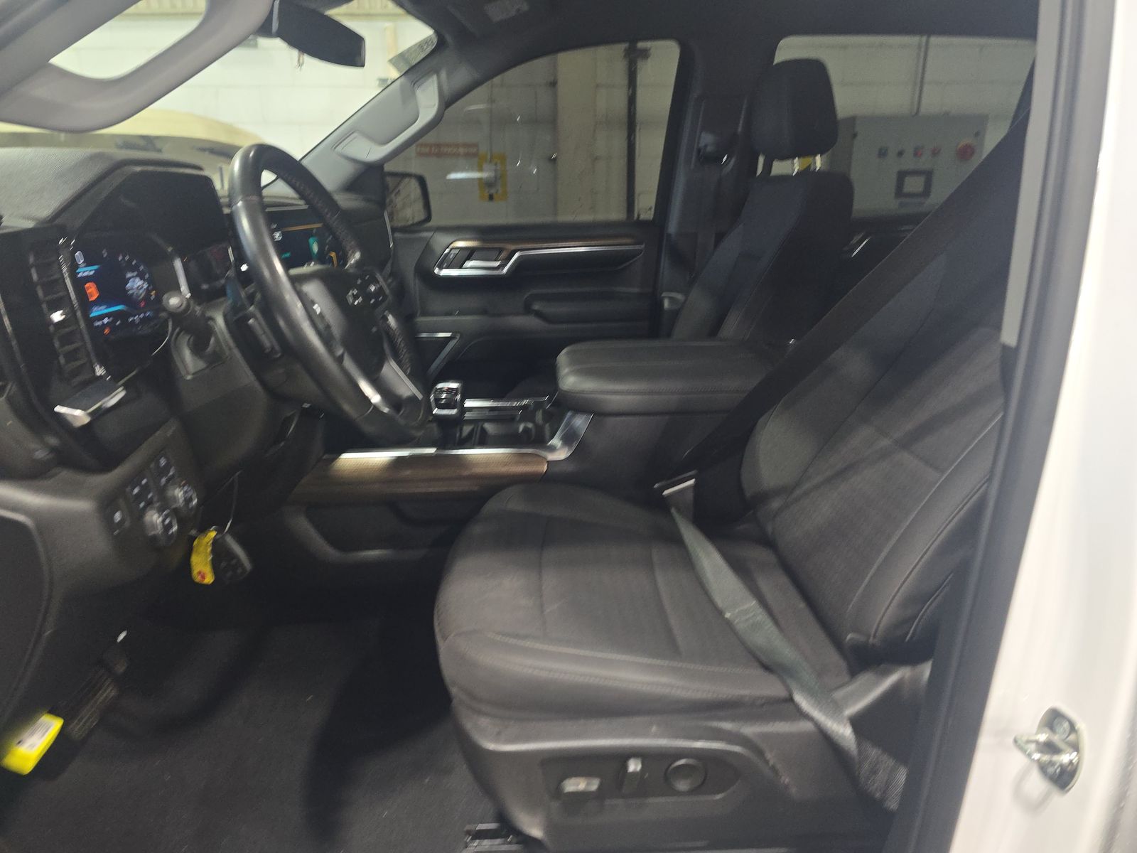 2024 Chevrolet Silverado 1500 RST AWD