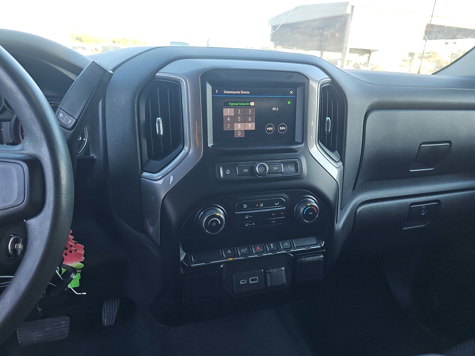 2021 Chevrolet Silverado 1500 Custom AWD