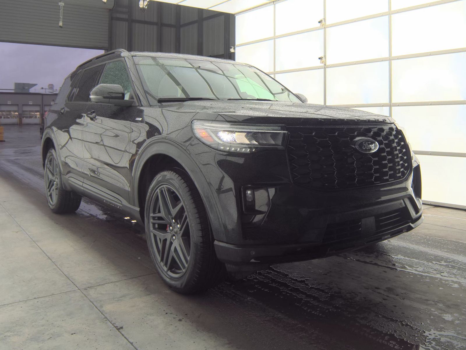 2025 Ford Explorer ST-Line AWD