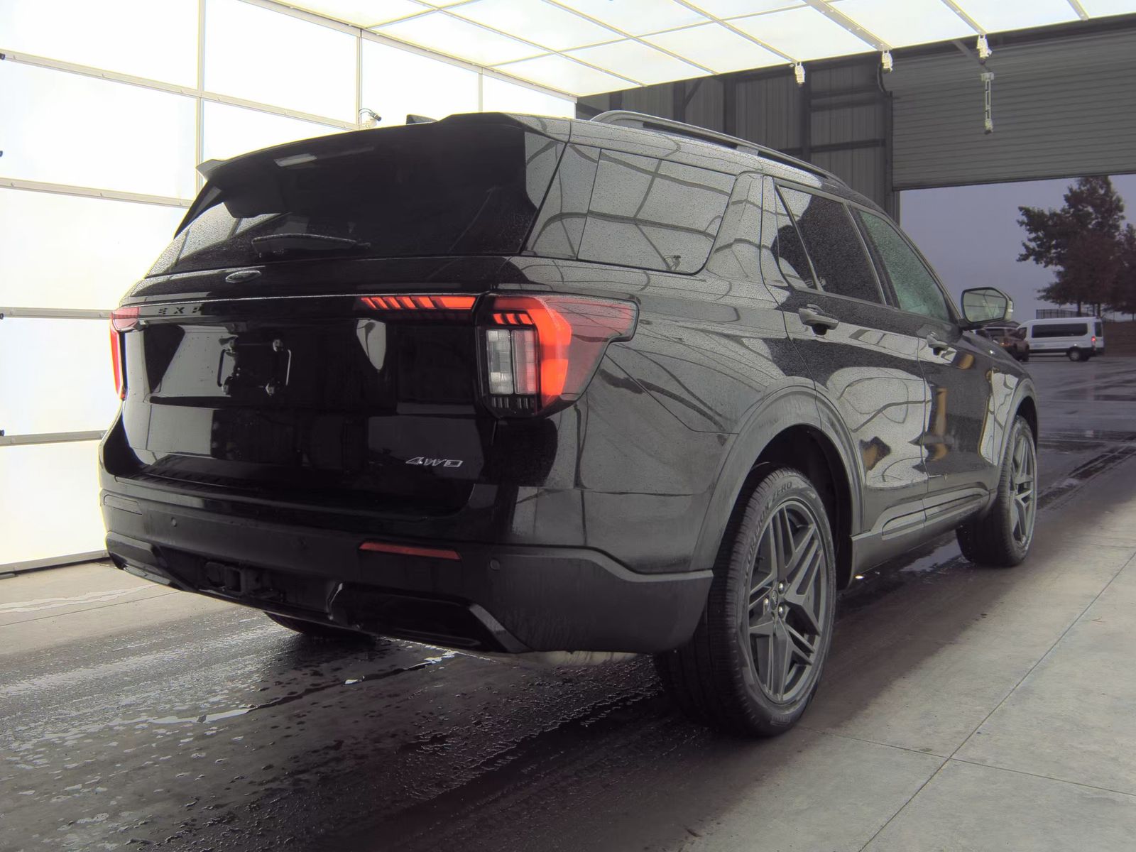 2025 Ford Explorer ST-Line AWD