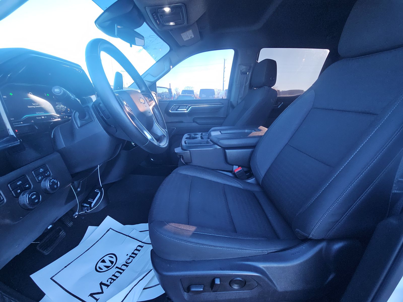 2024 Chevrolet Silverado 1500 LT AWD