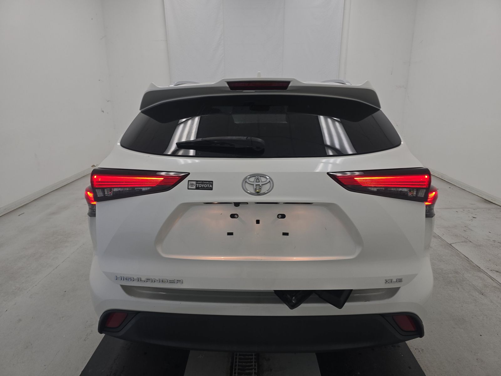 2020 Toyota Highlander XLE FWD