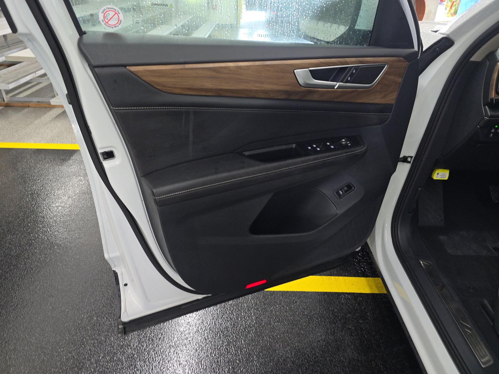 2025 Volkswagen Atlas 2.0T SE FWD