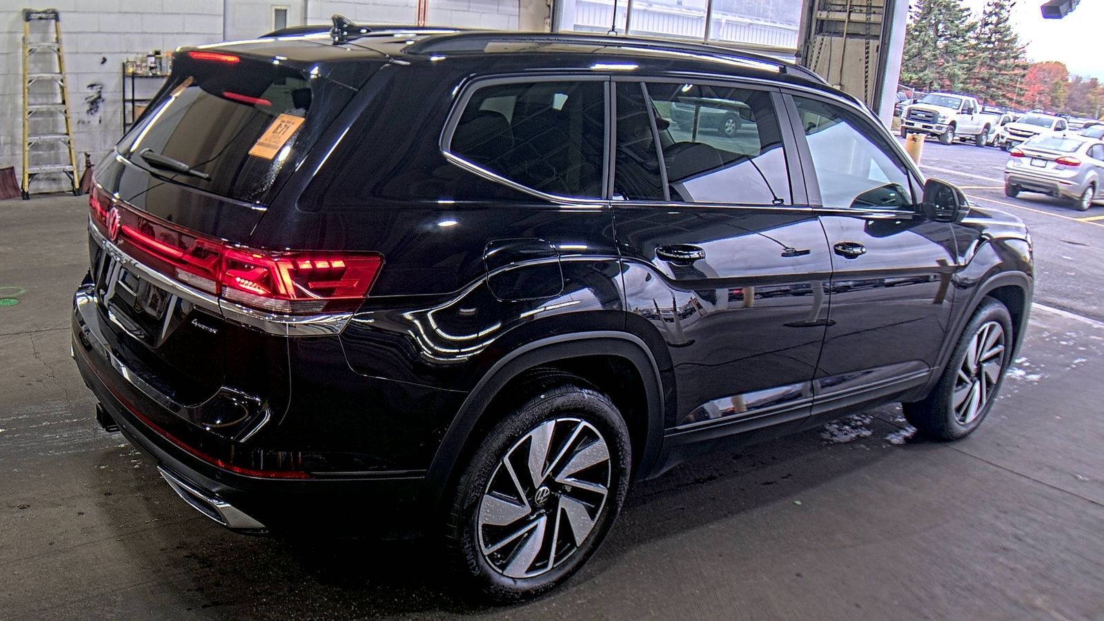 2024 Volkswagen Atlas 2.0T SE AWD