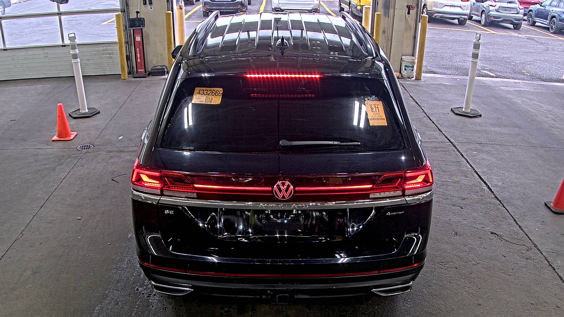 2024 Volkswagen Atlas 2.0T SE AWD