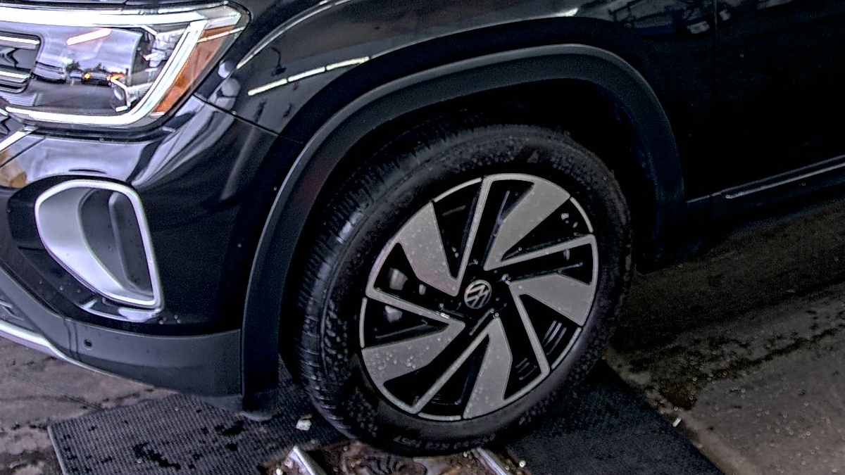 2024 Volkswagen Atlas 2.0T SE AWD