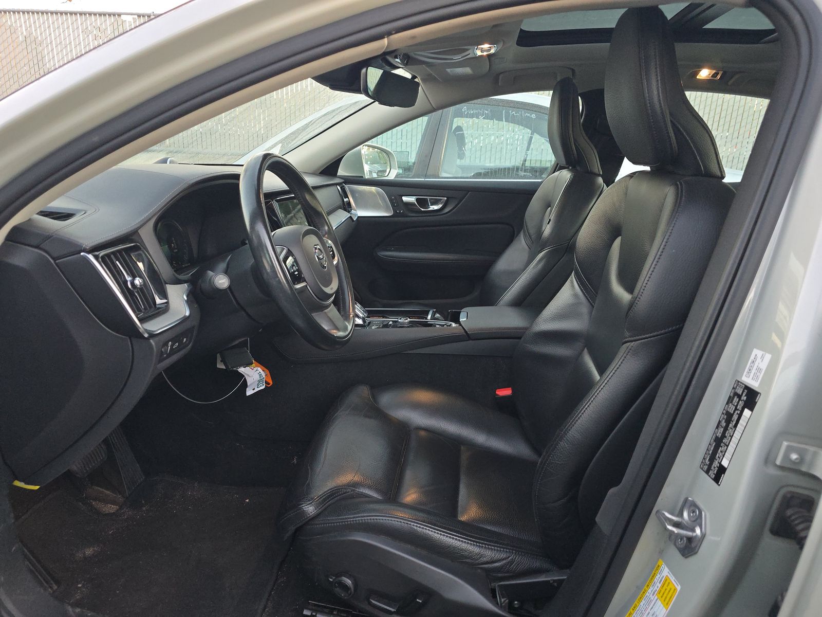 2022 Volvo S60 Recharge T8 Inscription AWD