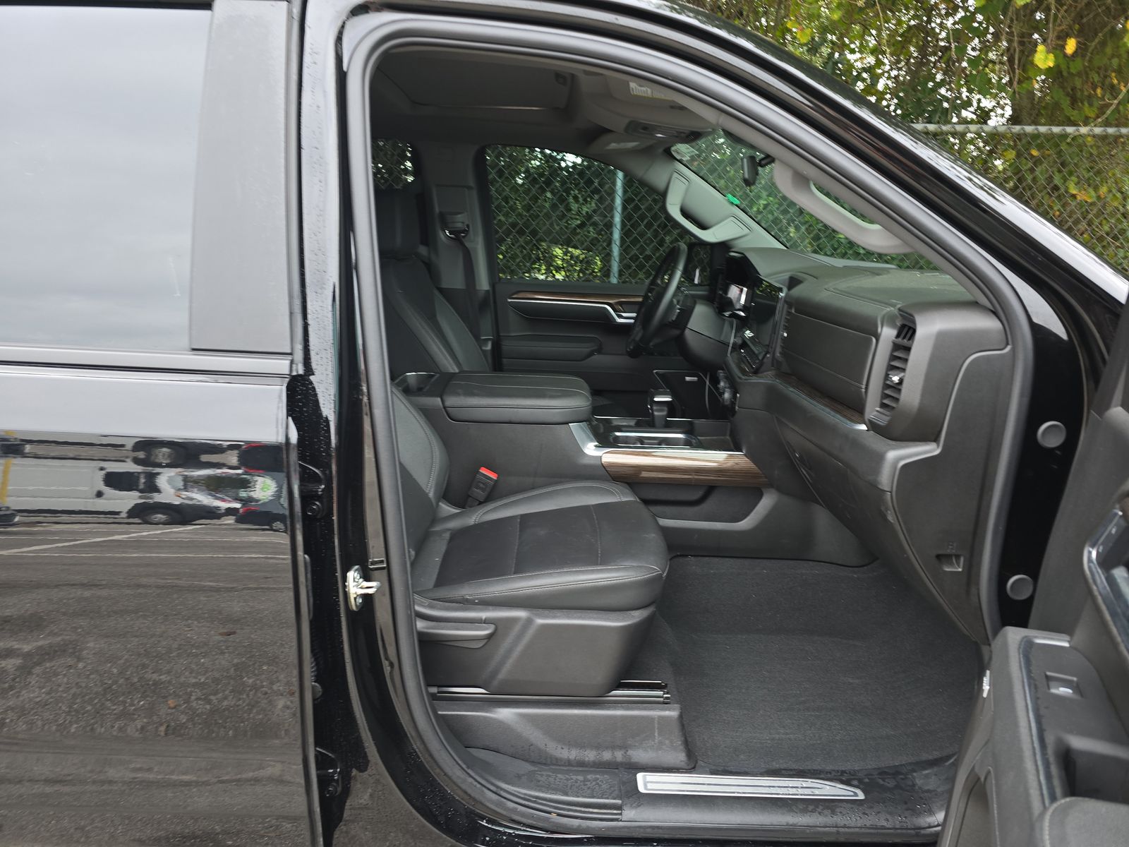 2025 Chevrolet Silverado 1500 RST AWD