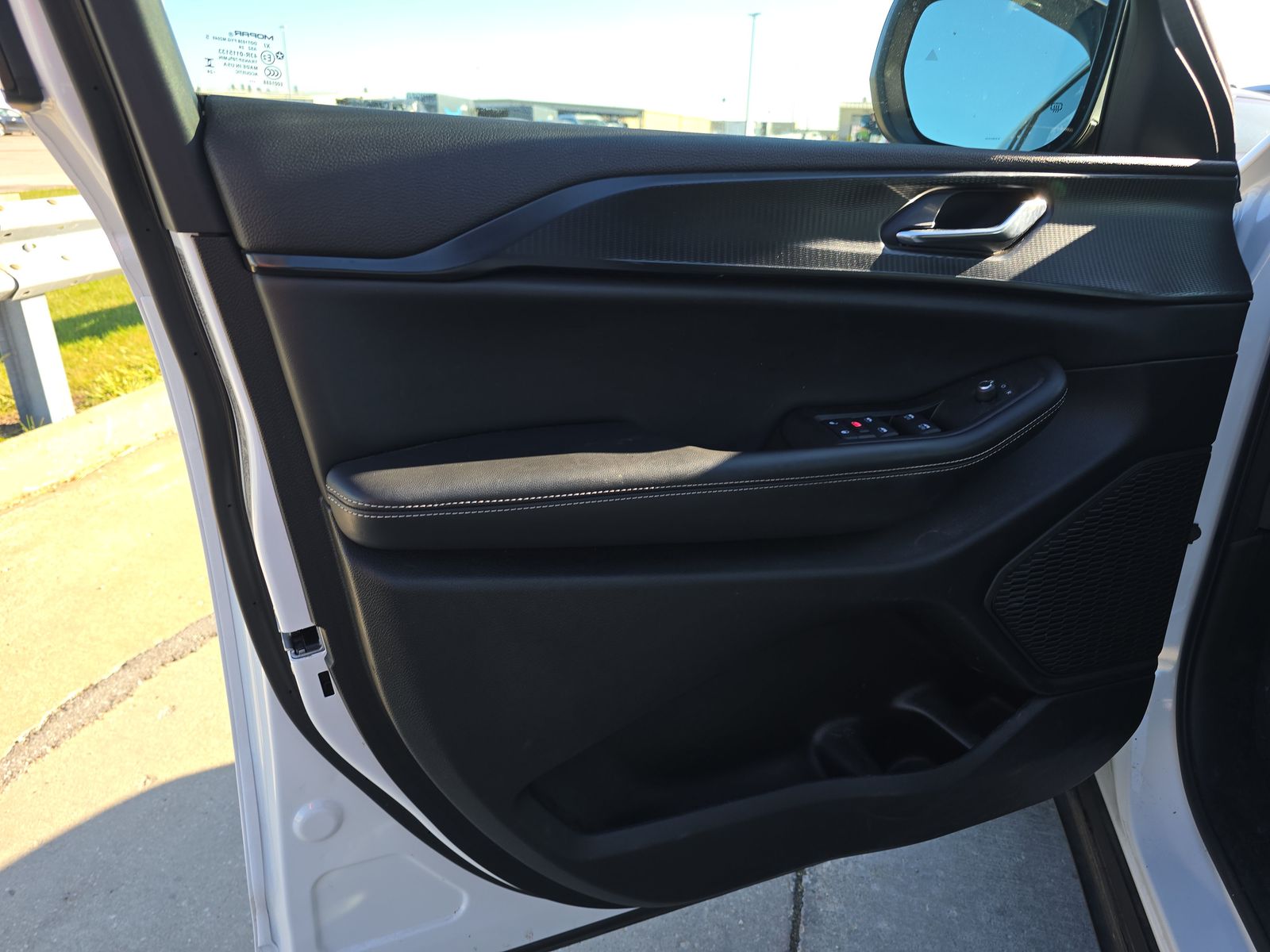 2024 Jeep Grand Cherokee Laredo AWD