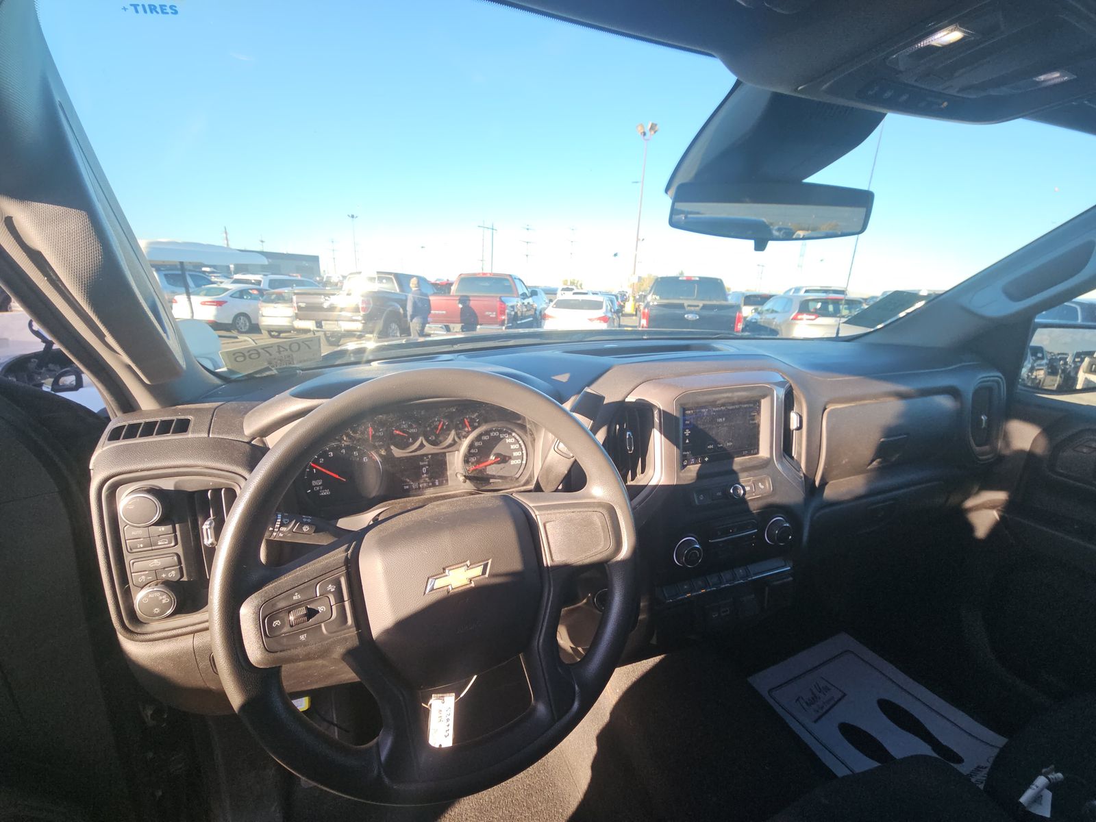 2022 Chevrolet Silverado 1500 Custom AWD