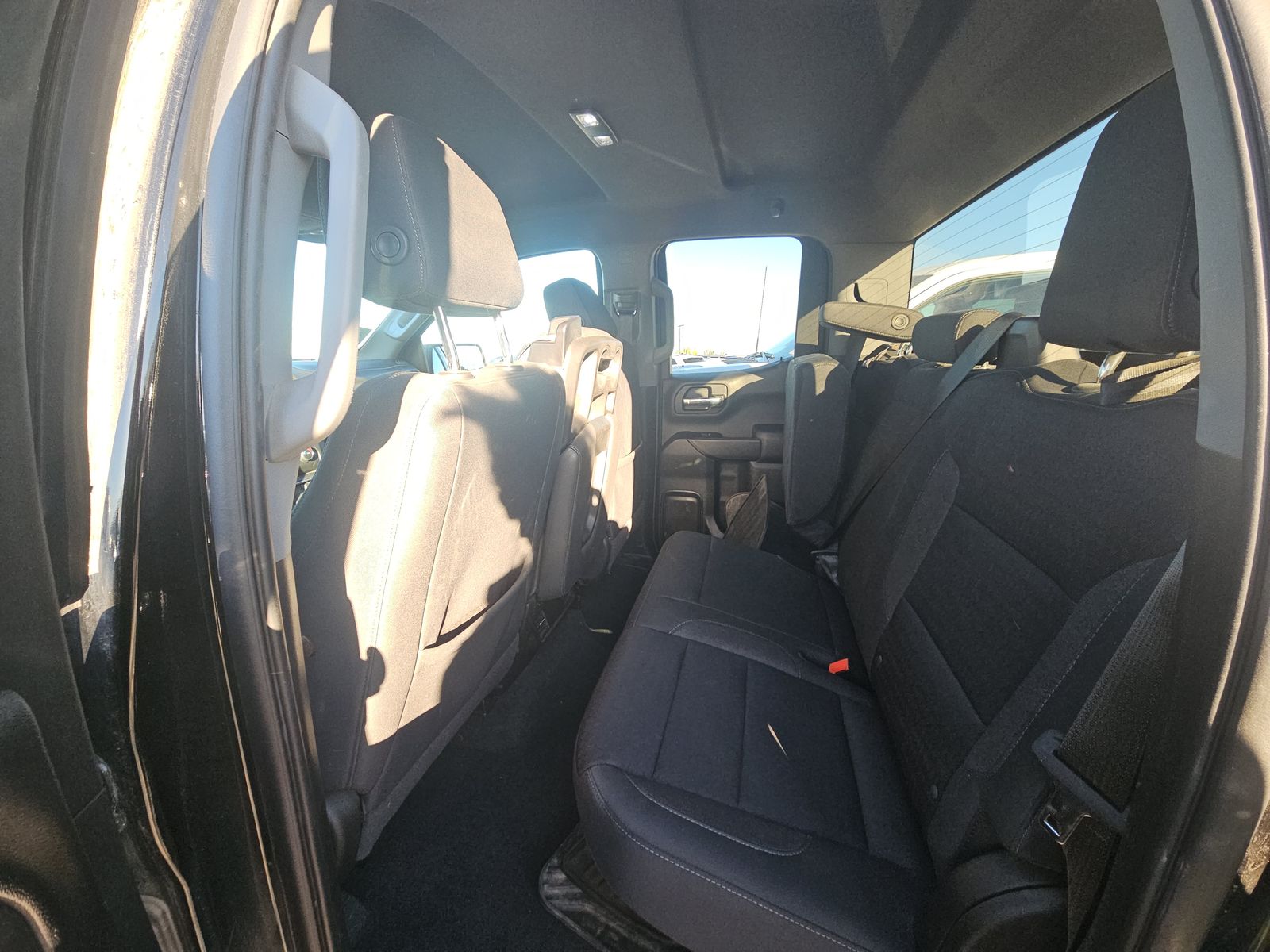 2022 Chevrolet Silverado 1500 Custom AWD