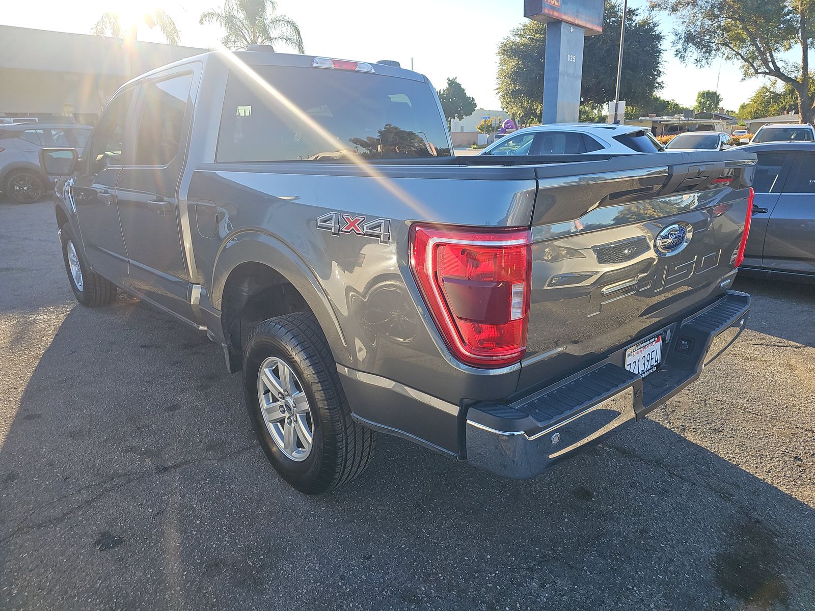 2023 Ford F-150 XLT AWD