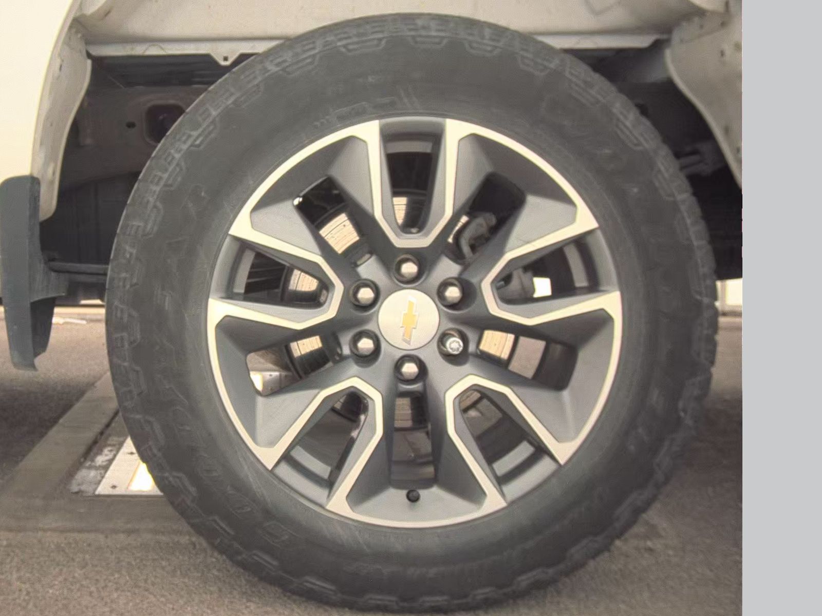 2023 Chevrolet Silverado 1500 LT AWD