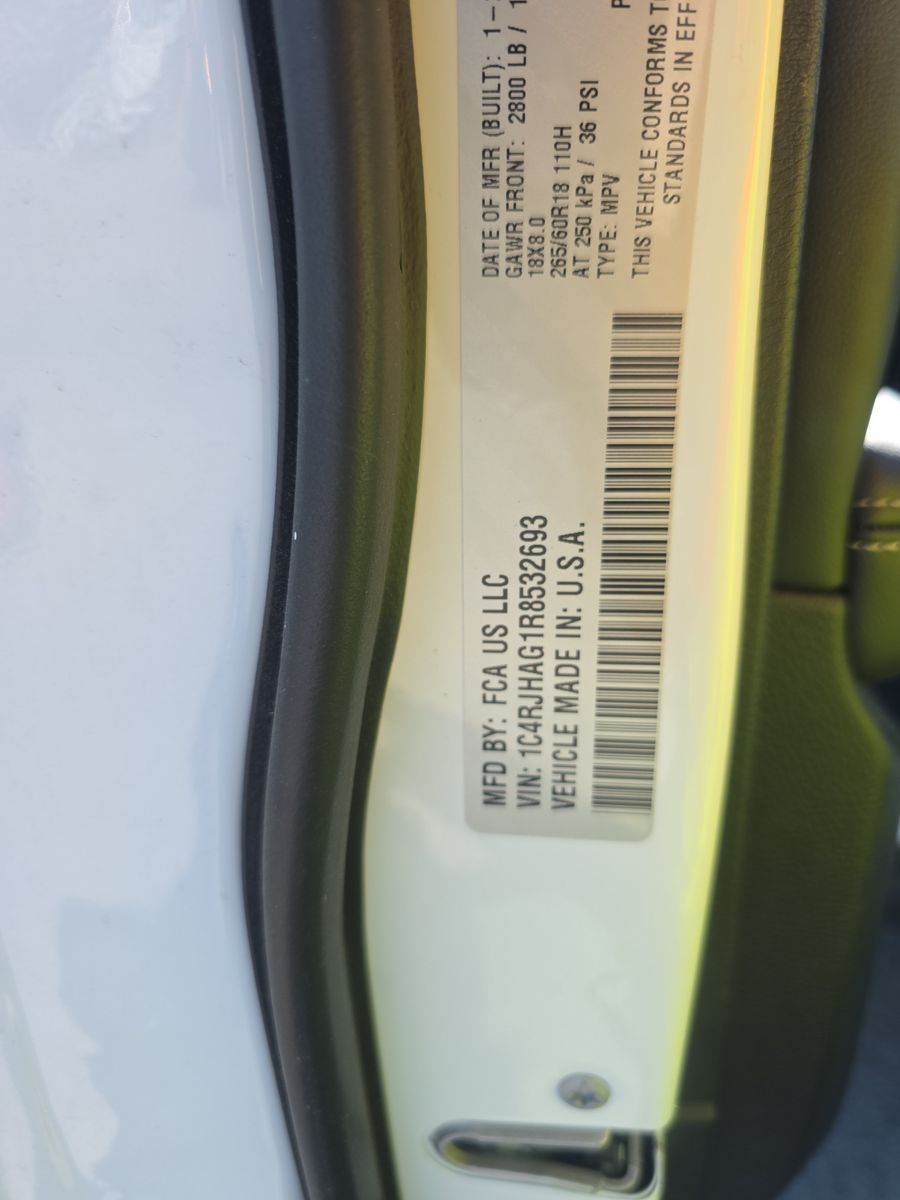 2024 Jeep Grand Cherokee Altitude AWD