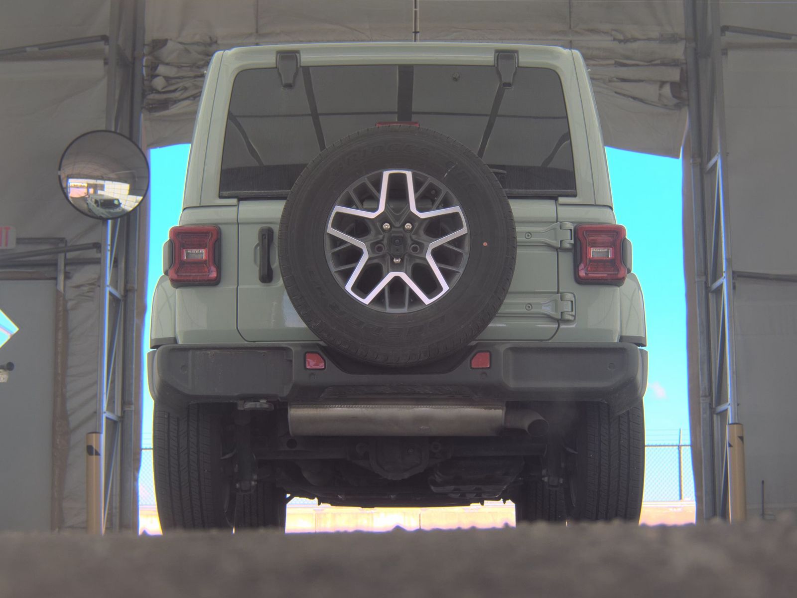 2024 Jeep Wrangler Sahara AWD