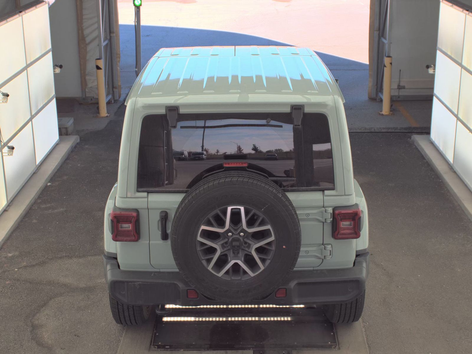 2024 Jeep Wrangler Sahara AWD