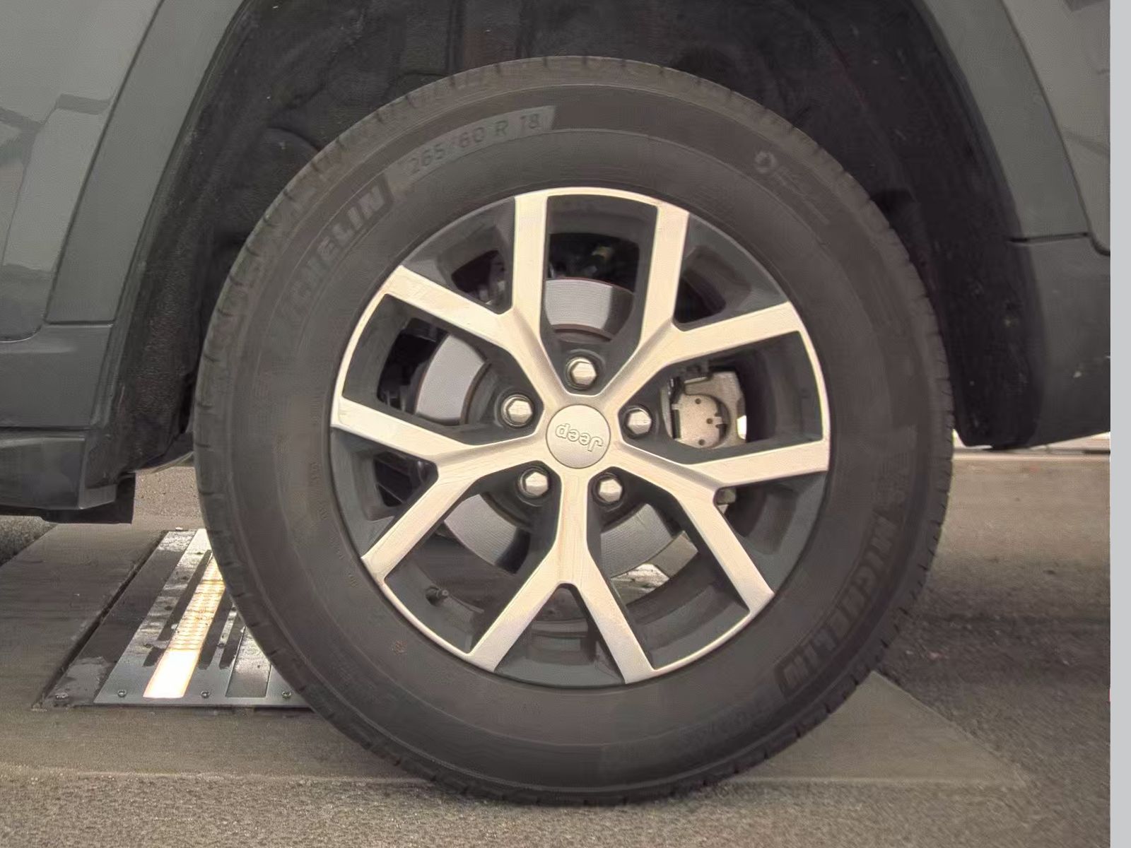 2025 Jeep Grand Cherokee Limited AWD