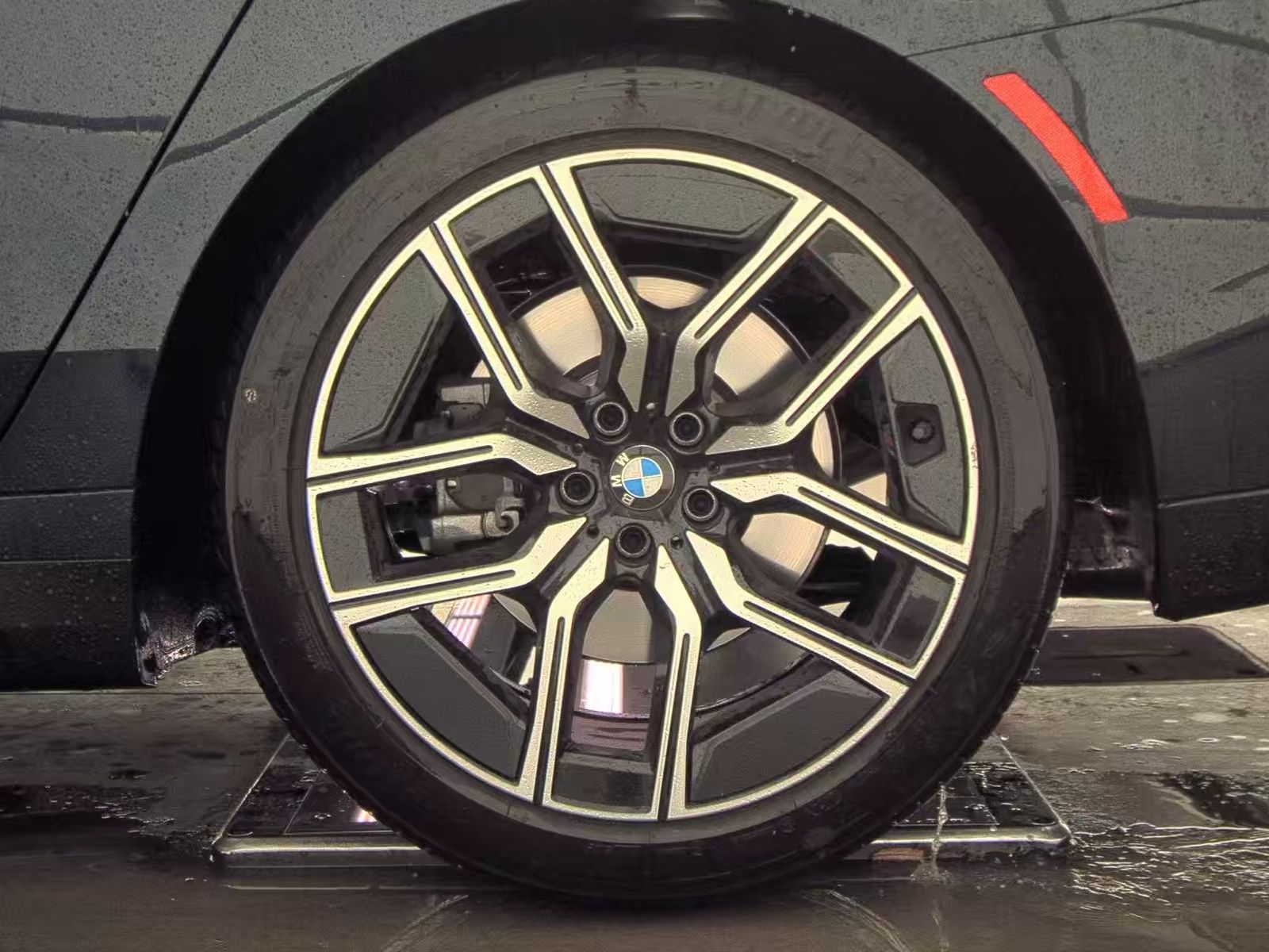 2025 BMW 7 Series 740i xDrive AWD