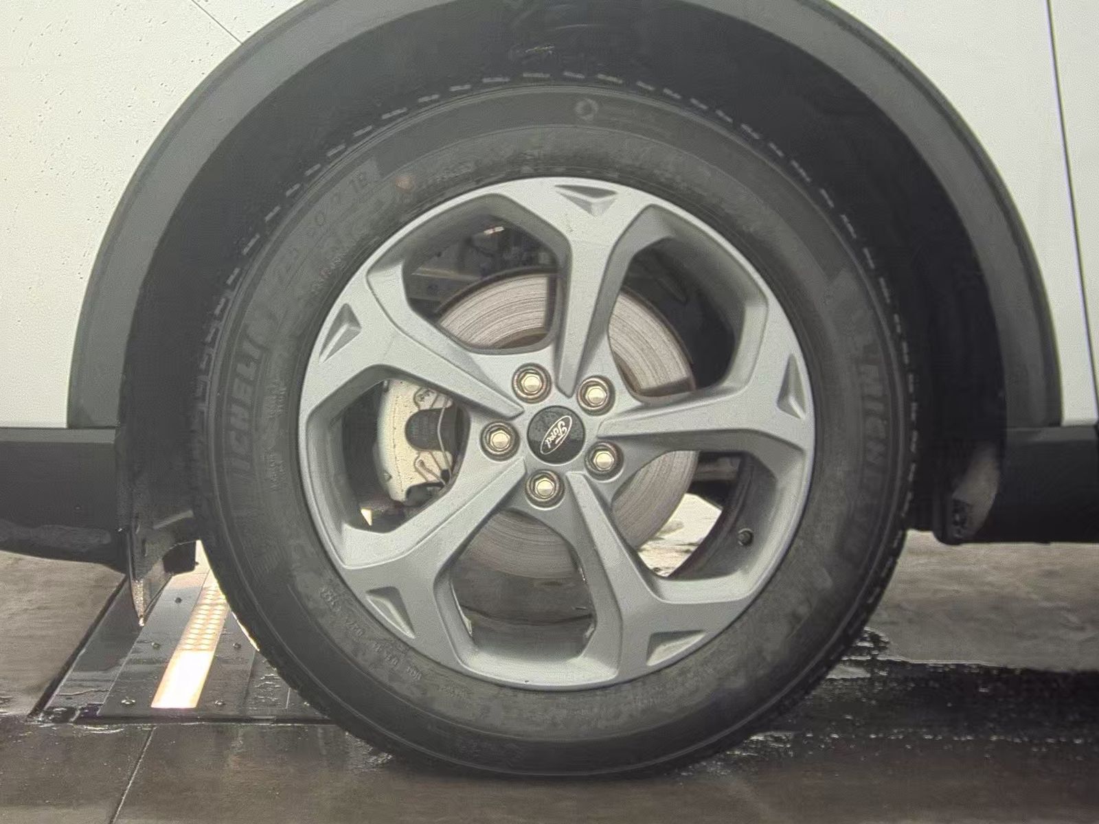 2025 Ford Escape Hybrid ST-Line FWD