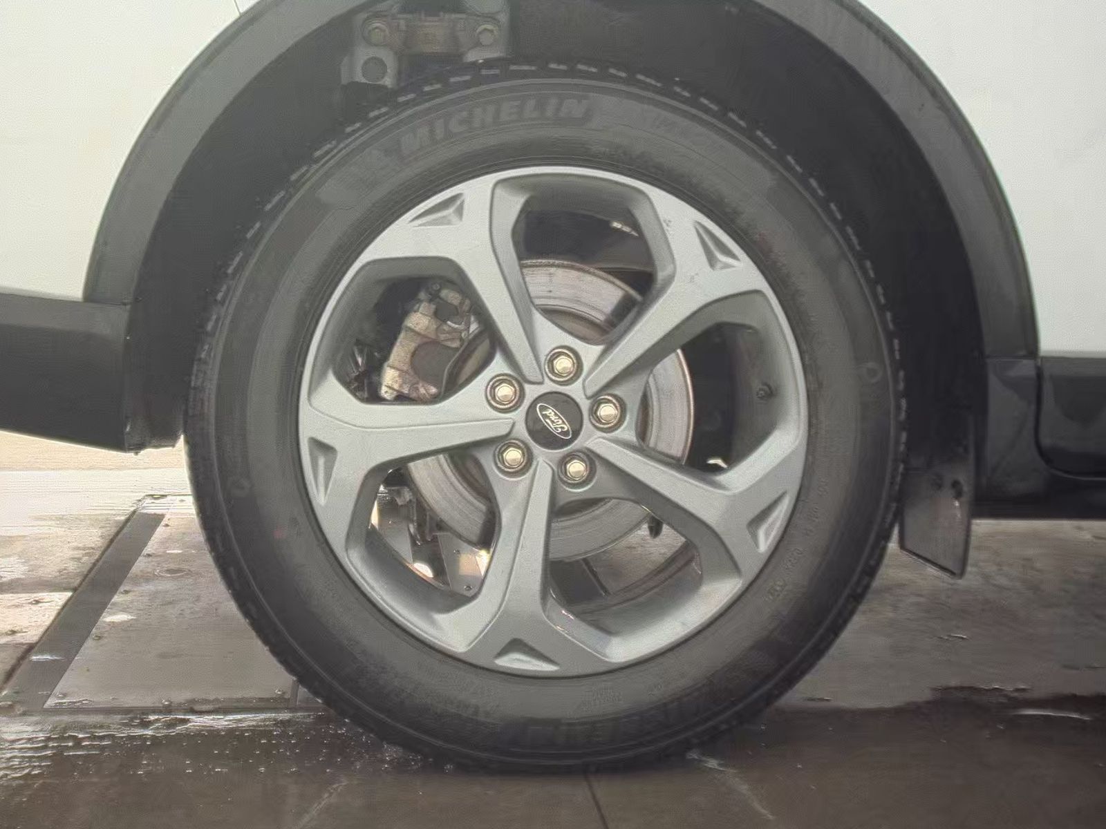 2025 Ford Escape Hybrid ST-Line FWD