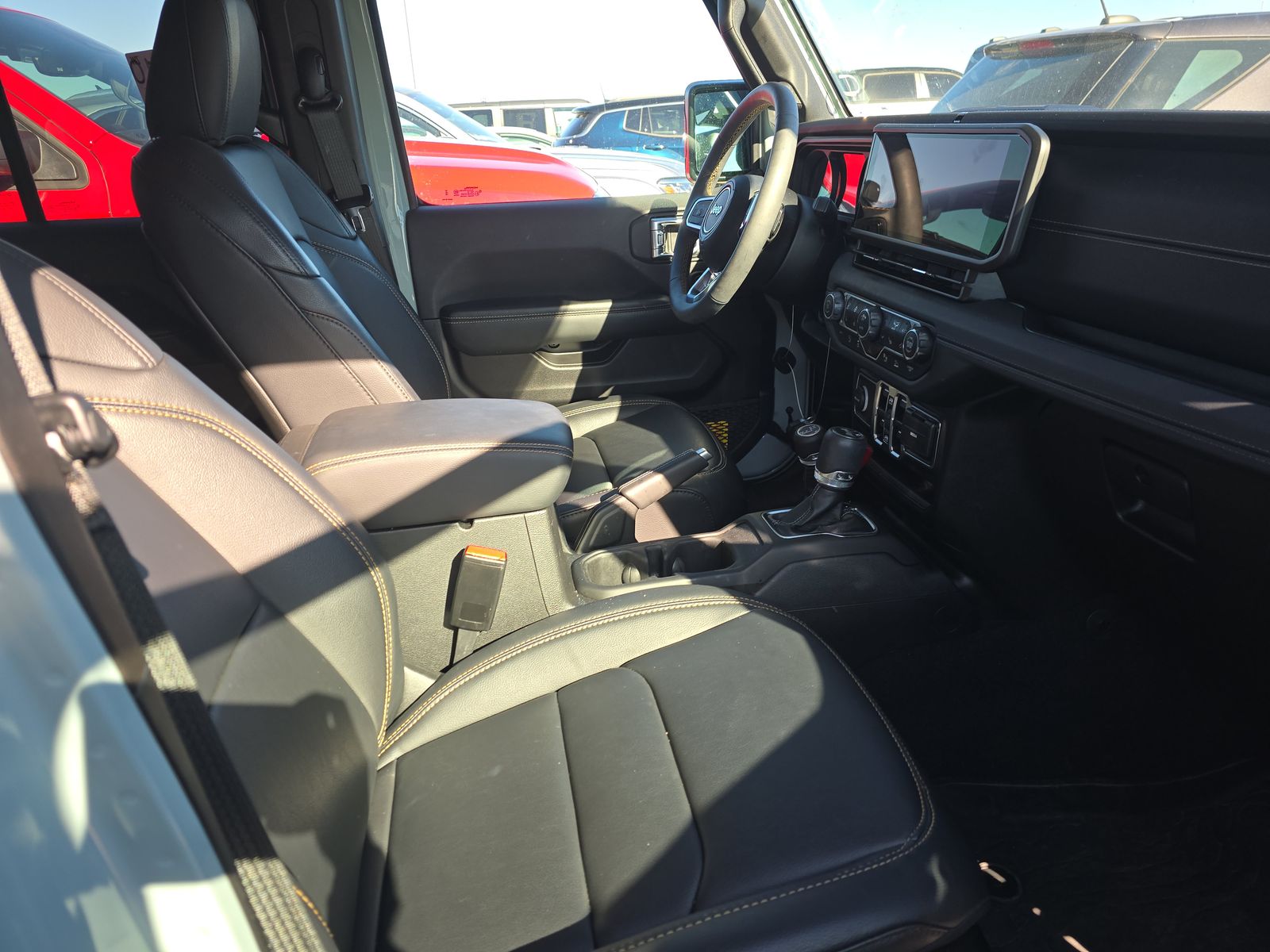 2024 Jeep Wrangler Sahara AWD