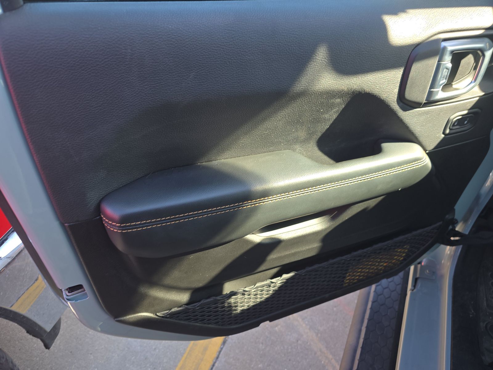 2024 Jeep Wrangler Sahara AWD