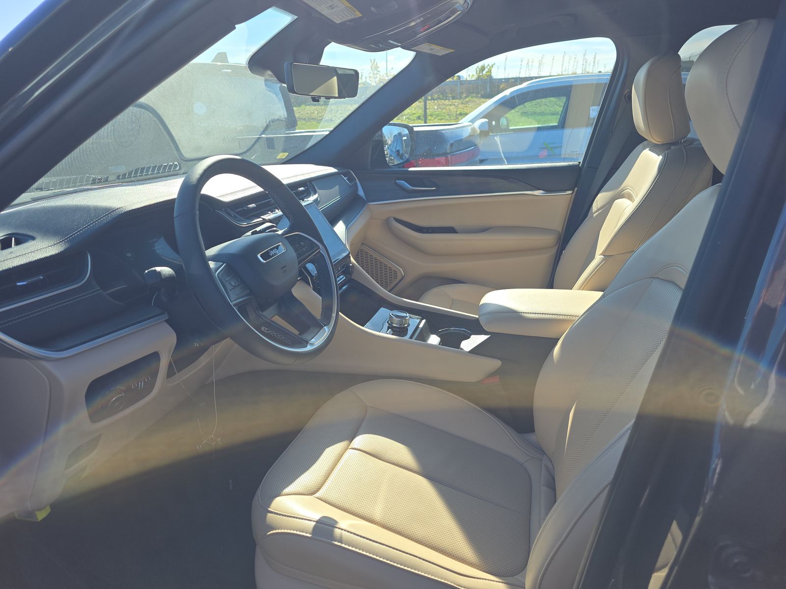 2025 Jeep Grand Cherokee Limited AWD