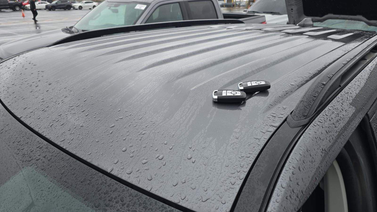 2025 Ford Explorer Active RWD