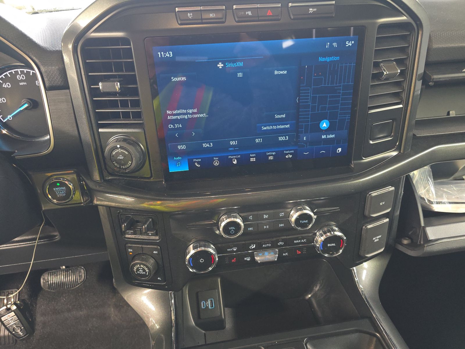 2023 Ford F-150 Hybrid XLT AWD