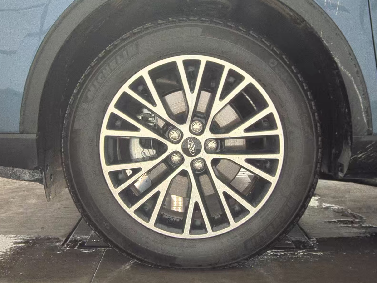 2025 Ford Escape Plug-In Hybrid FWD