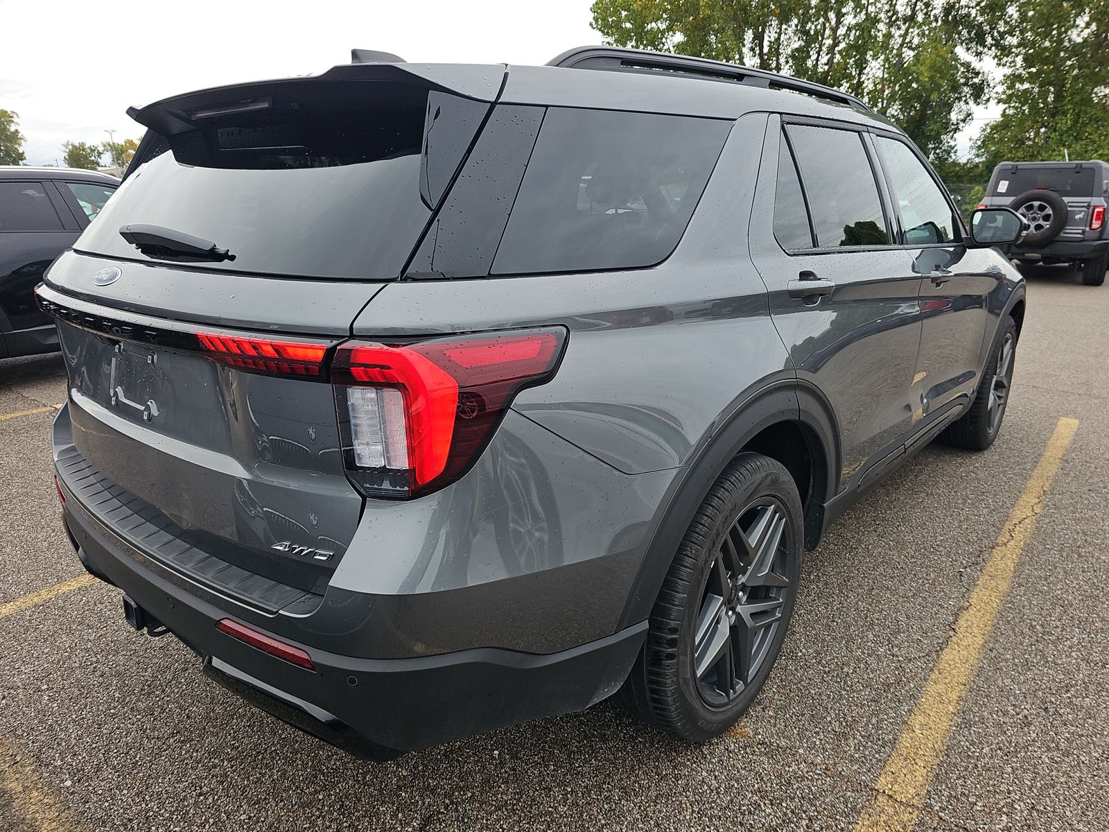 2025 Ford Explorer ST-Line AWD
