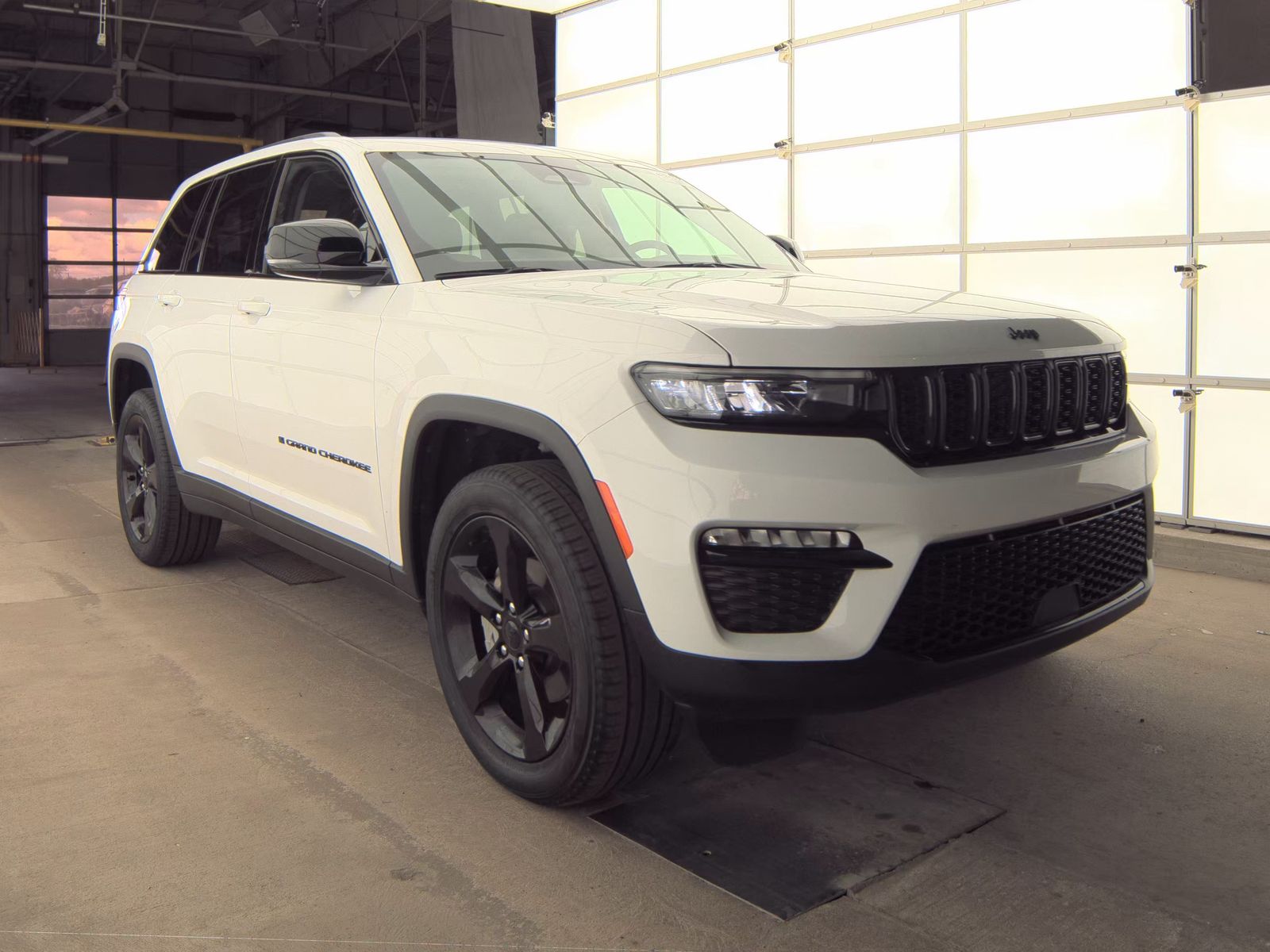 2023 Jeep Grand Cherokee Limited AWD