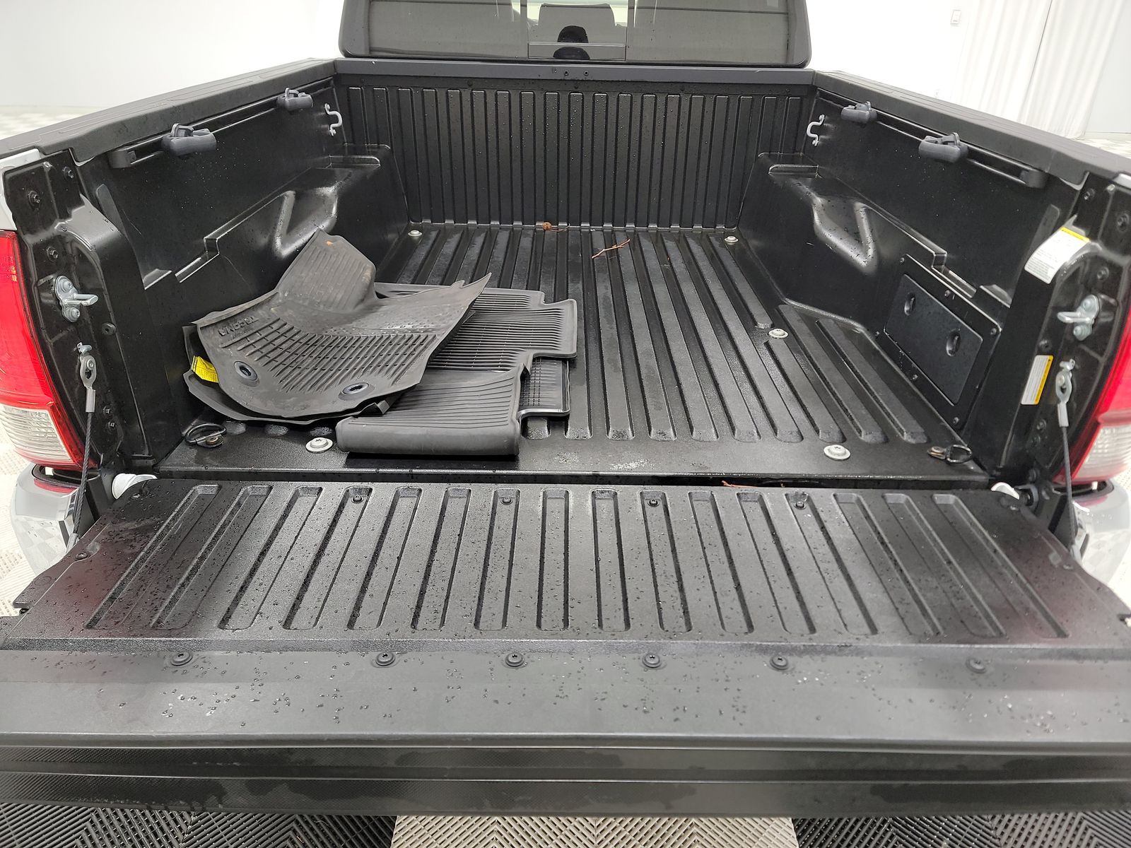 2022 Toyota Tacoma SR5 RWD