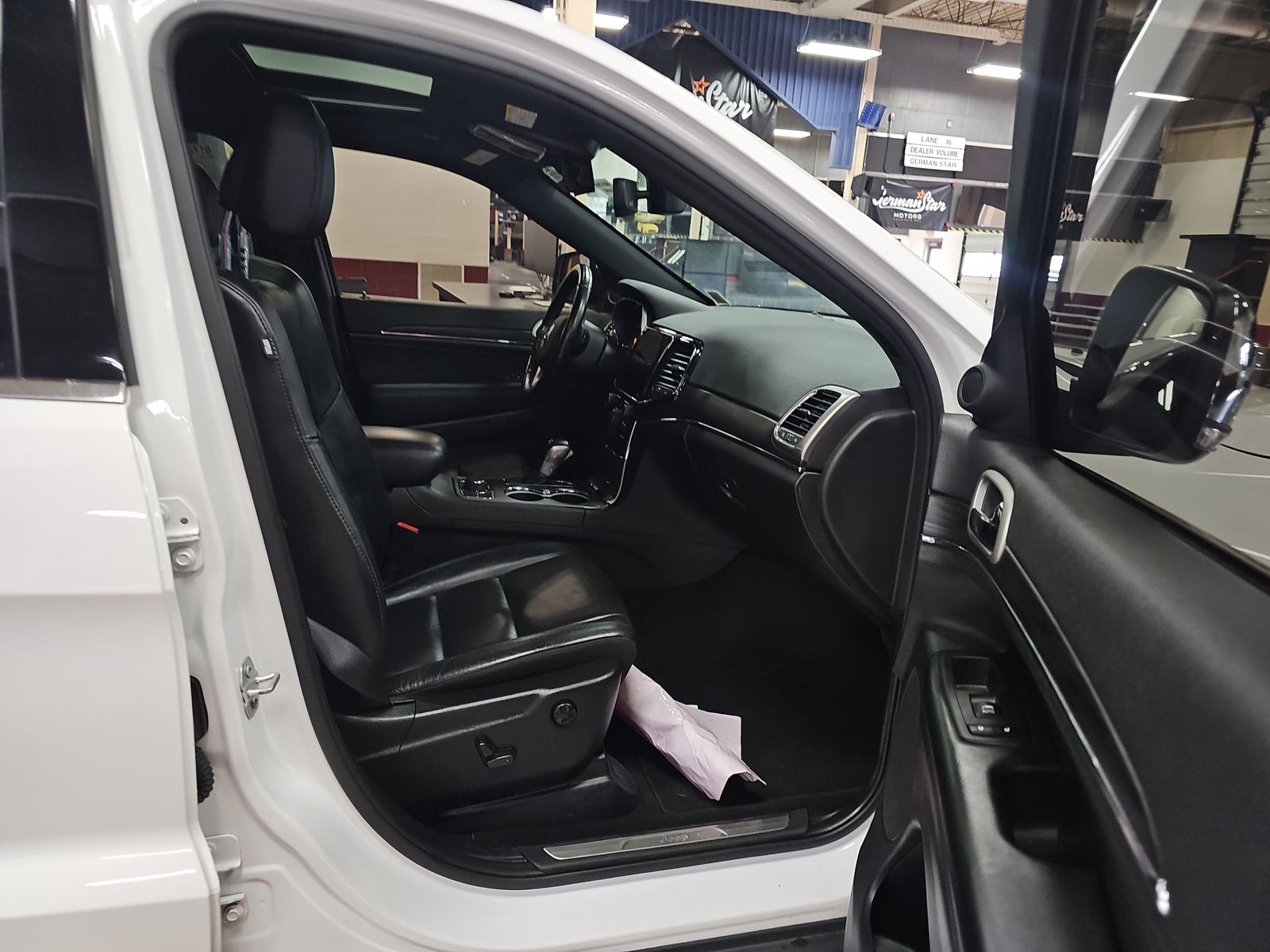 2022 Jeep Grand Cherokee Limited AWD