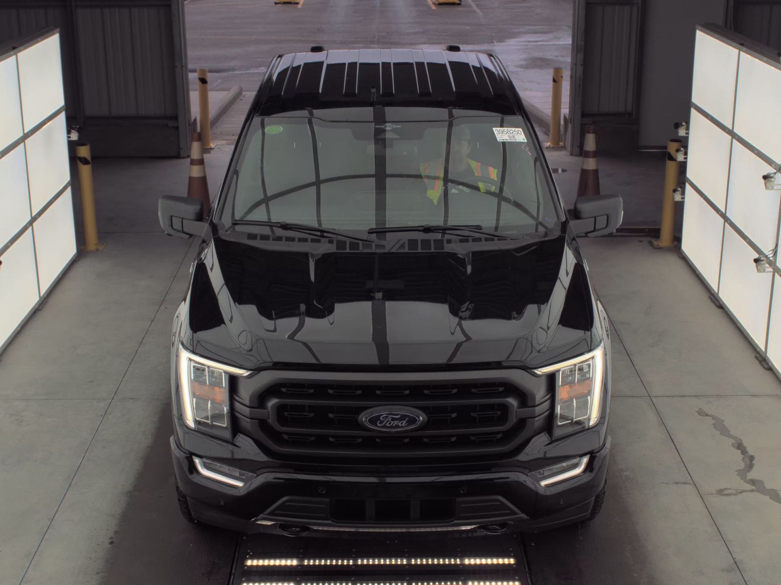 2023 Ford F-150 Hybrid XLT AWD