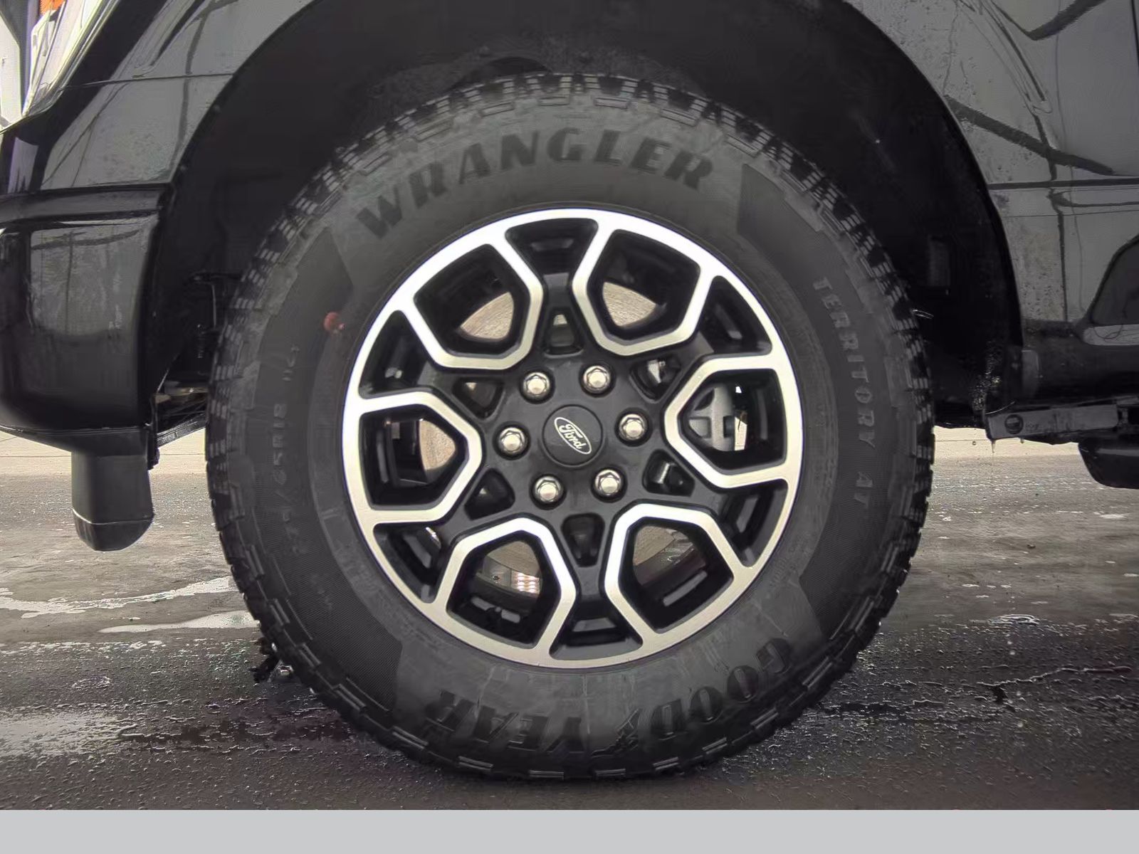 2023 Ford F-150 Hybrid XLT AWD