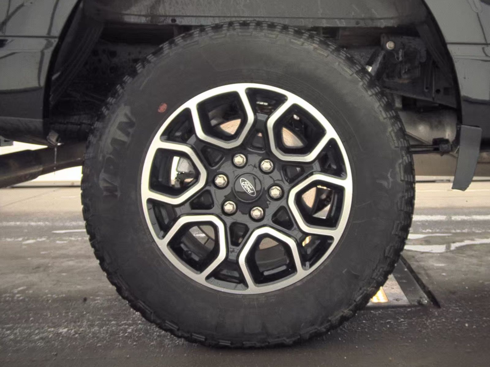 2023 Ford F-150 Hybrid XLT AWD