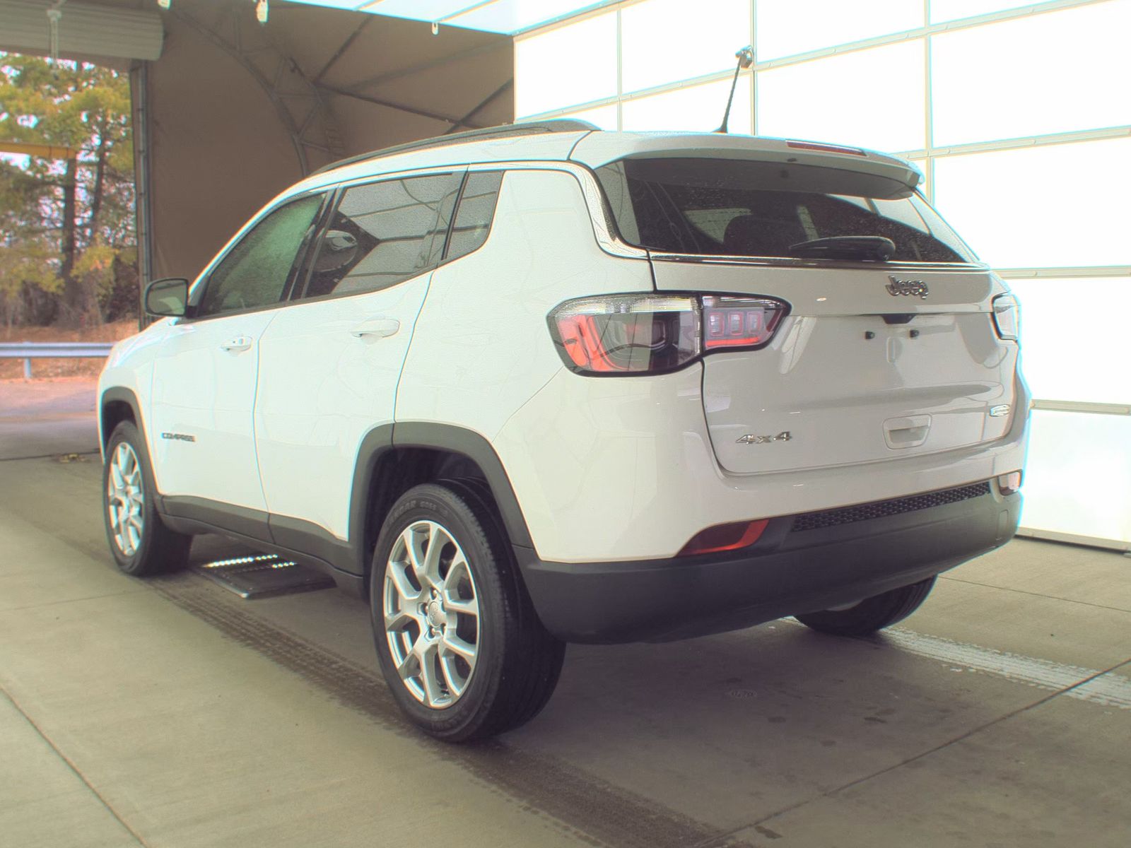 2022 Jeep Compass Latitude Lux AWD