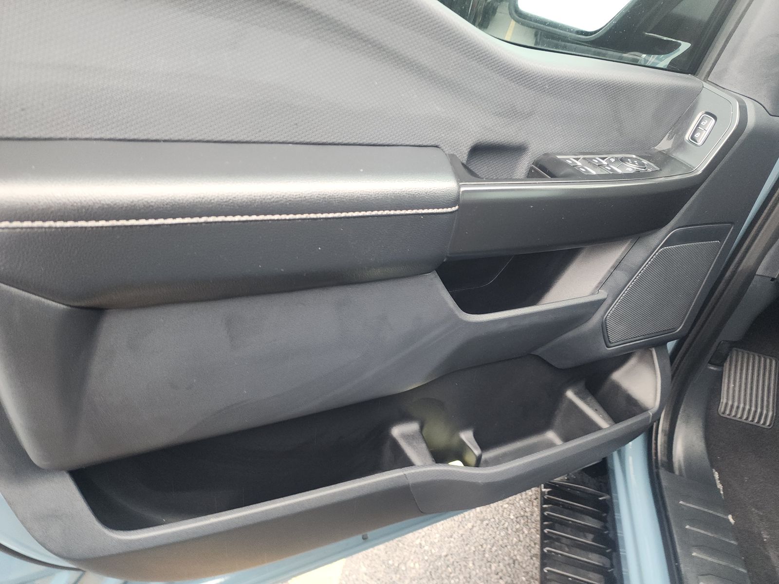 2023 Ford F-150 XL AWD