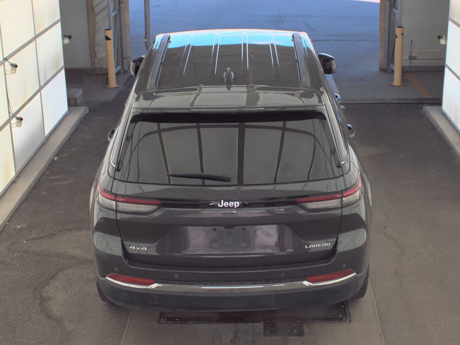 2024 Jeep Grand Cherokee Laredo AWD