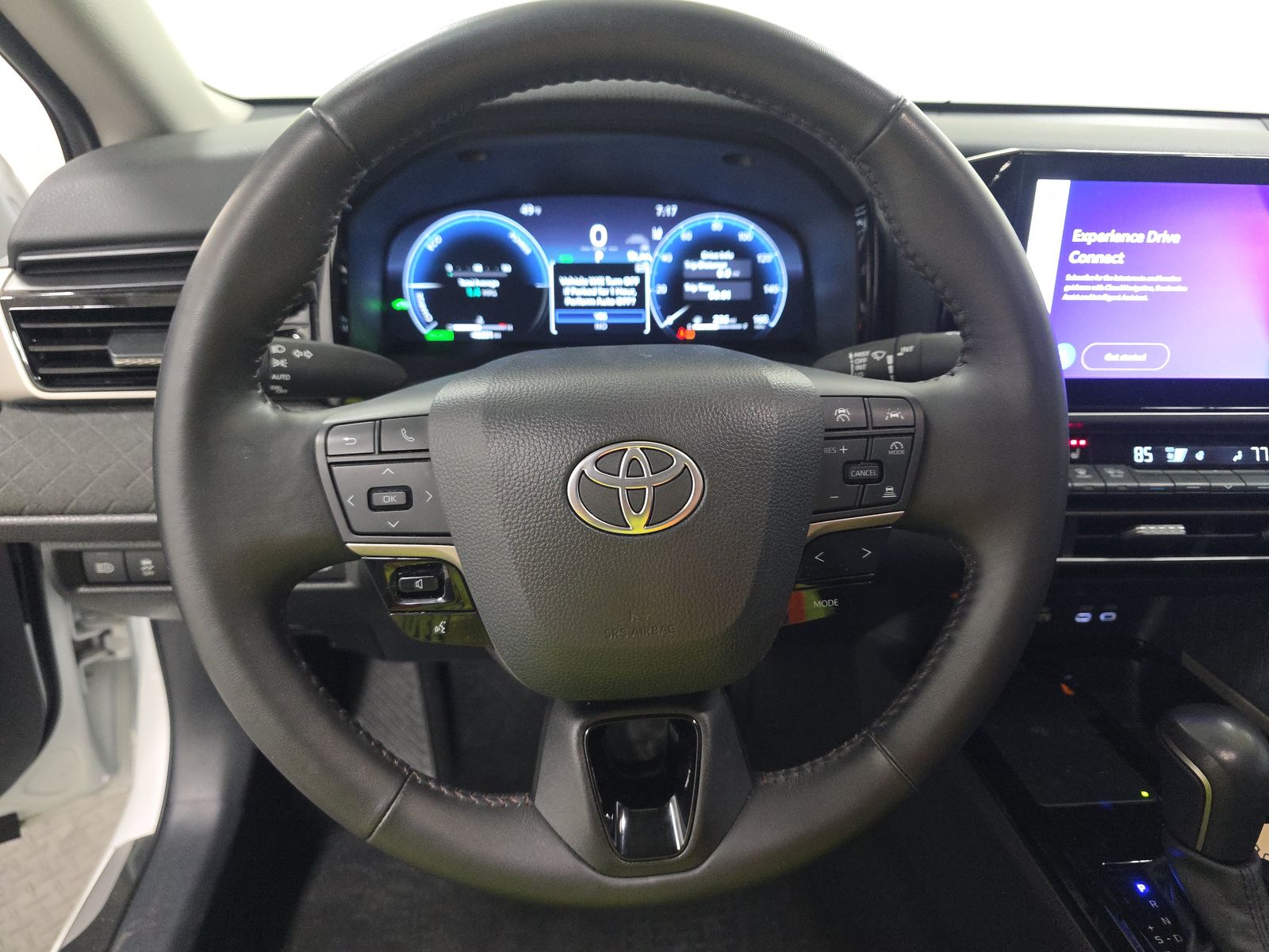2025 Toyota Camry XLE FWD