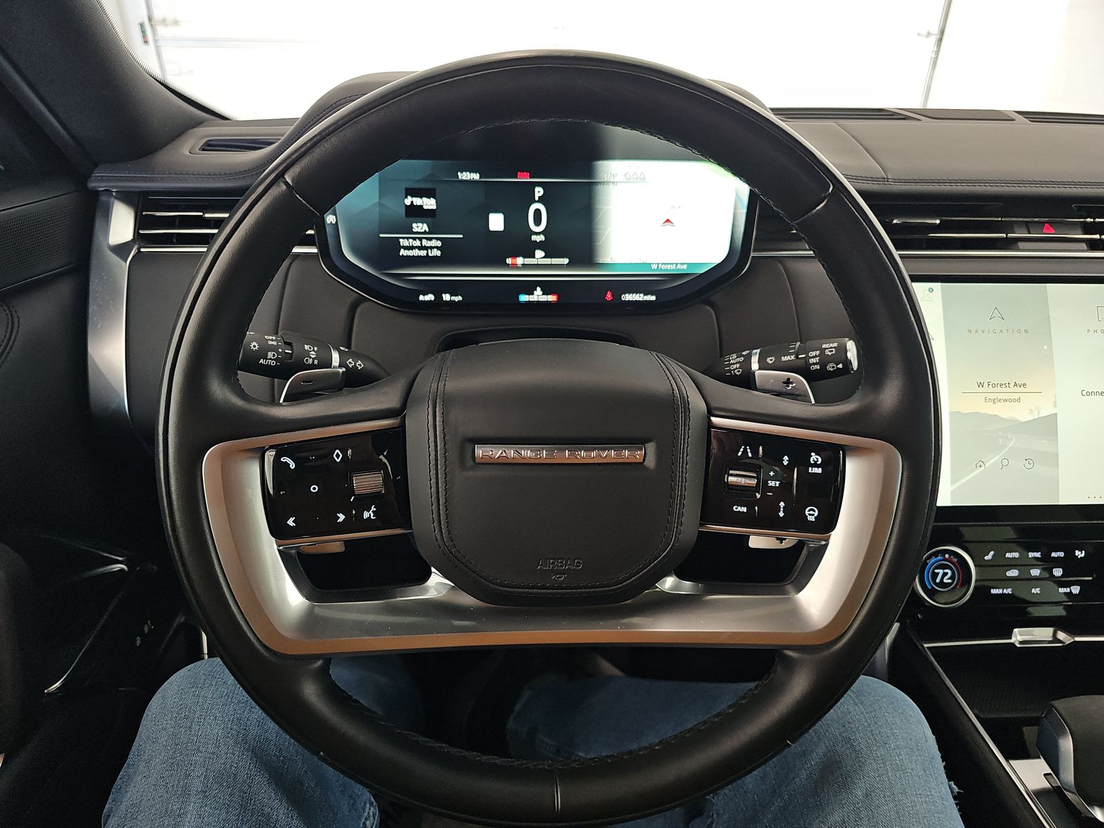 2023 Land Rover Range Rover SE AWD