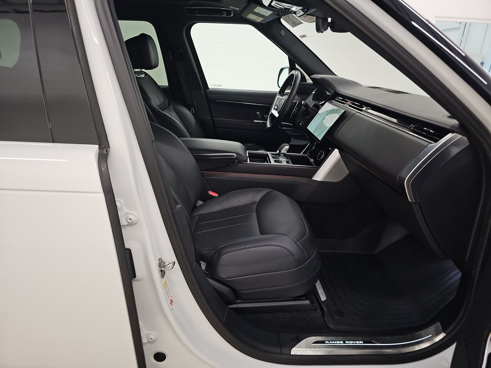 2023 Land Rover Range Rover SE AWD