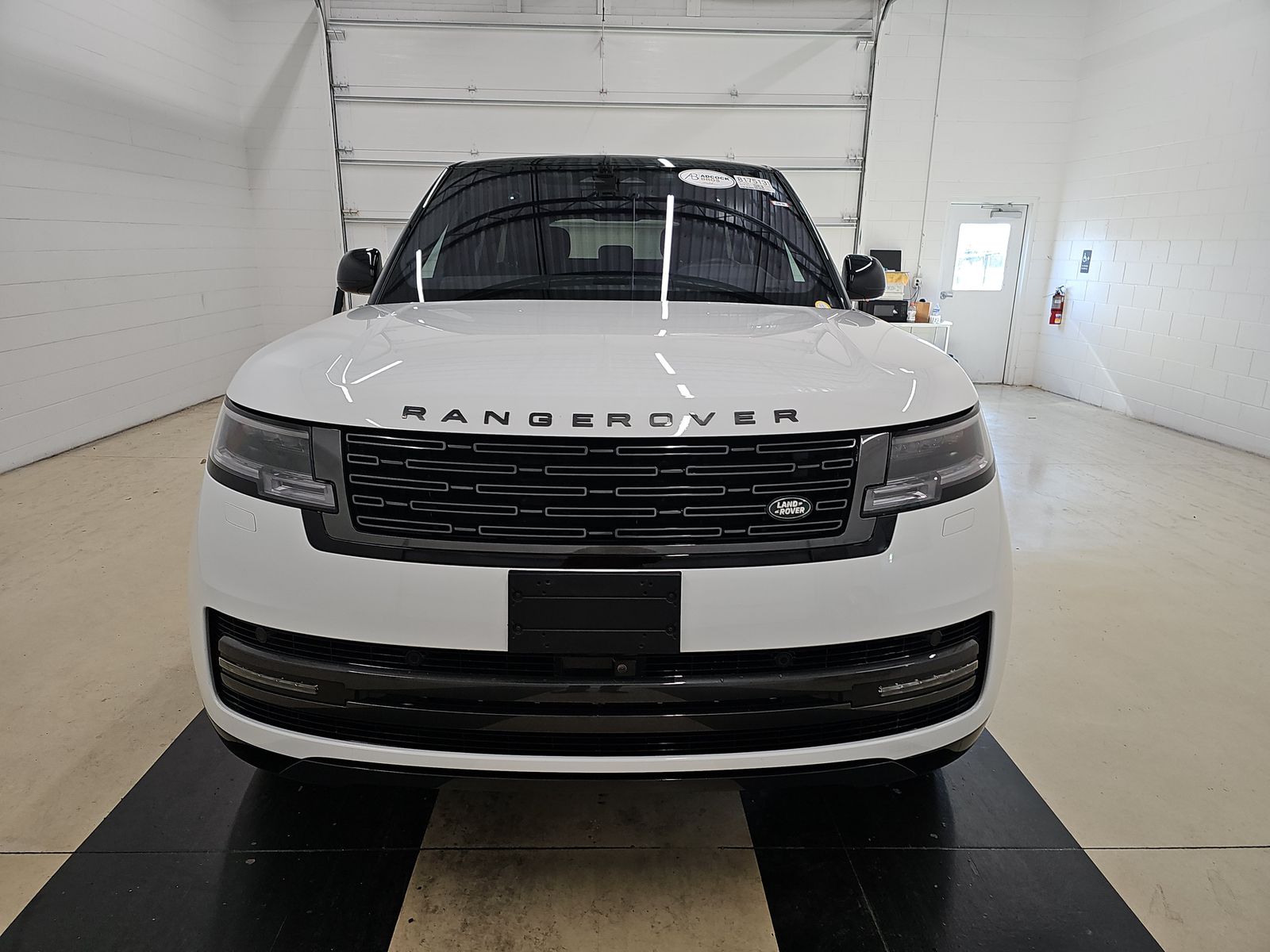 2023 Land Rover Range Rover SE AWD