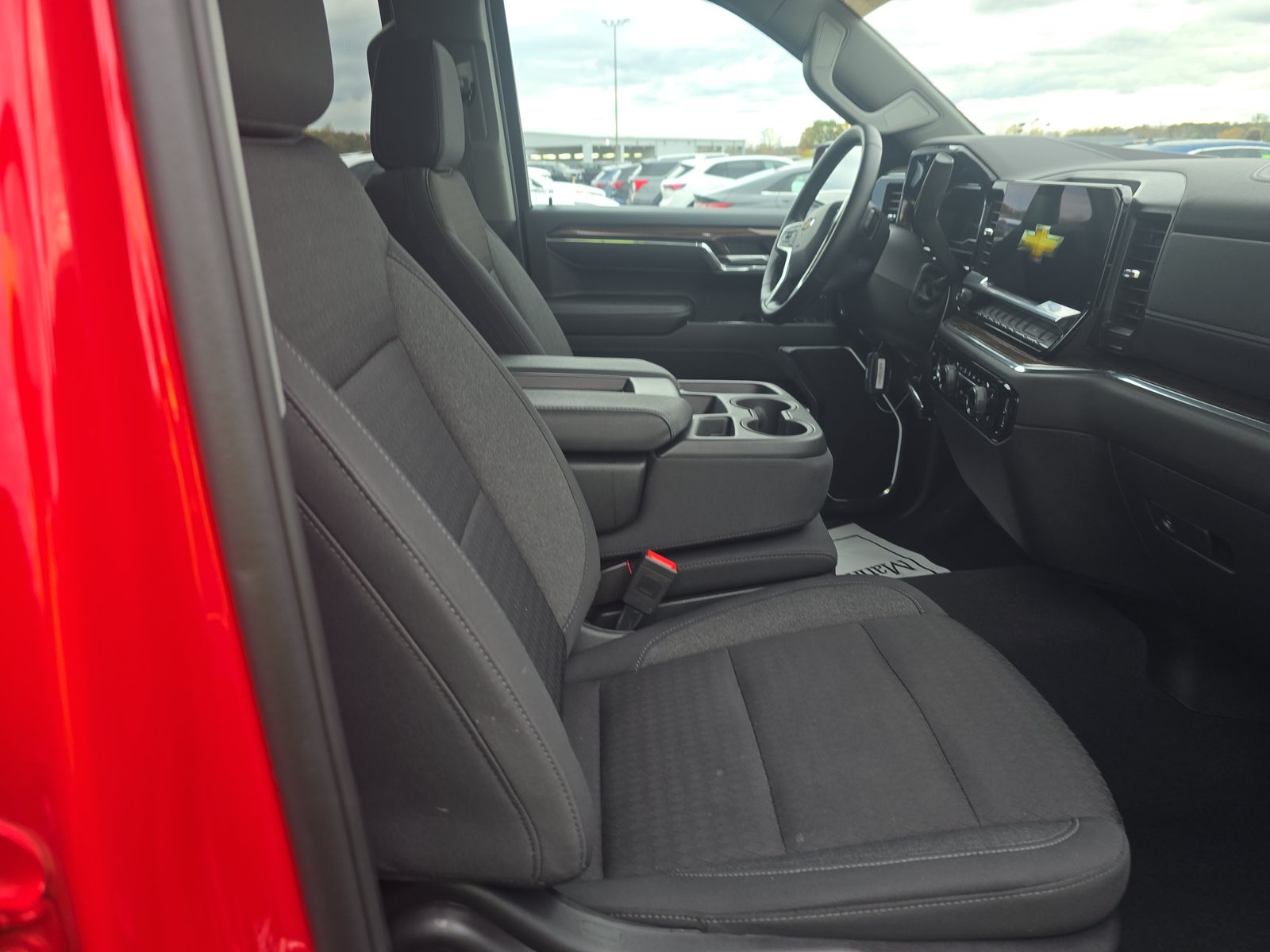 2024 Chevrolet Silverado 1500 LT AWD