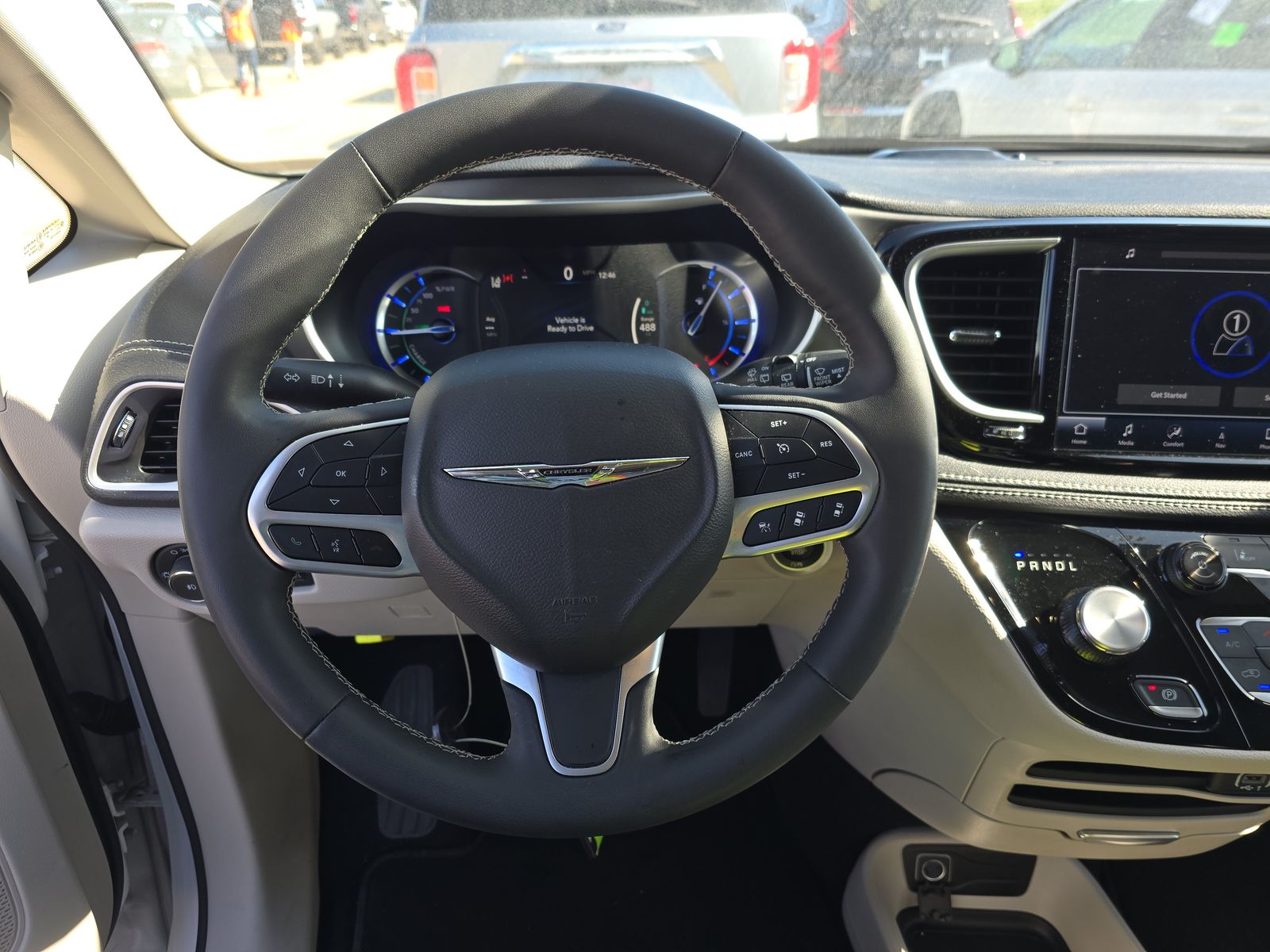 2024 Chrysler Pacifica Hybrid Select FWD