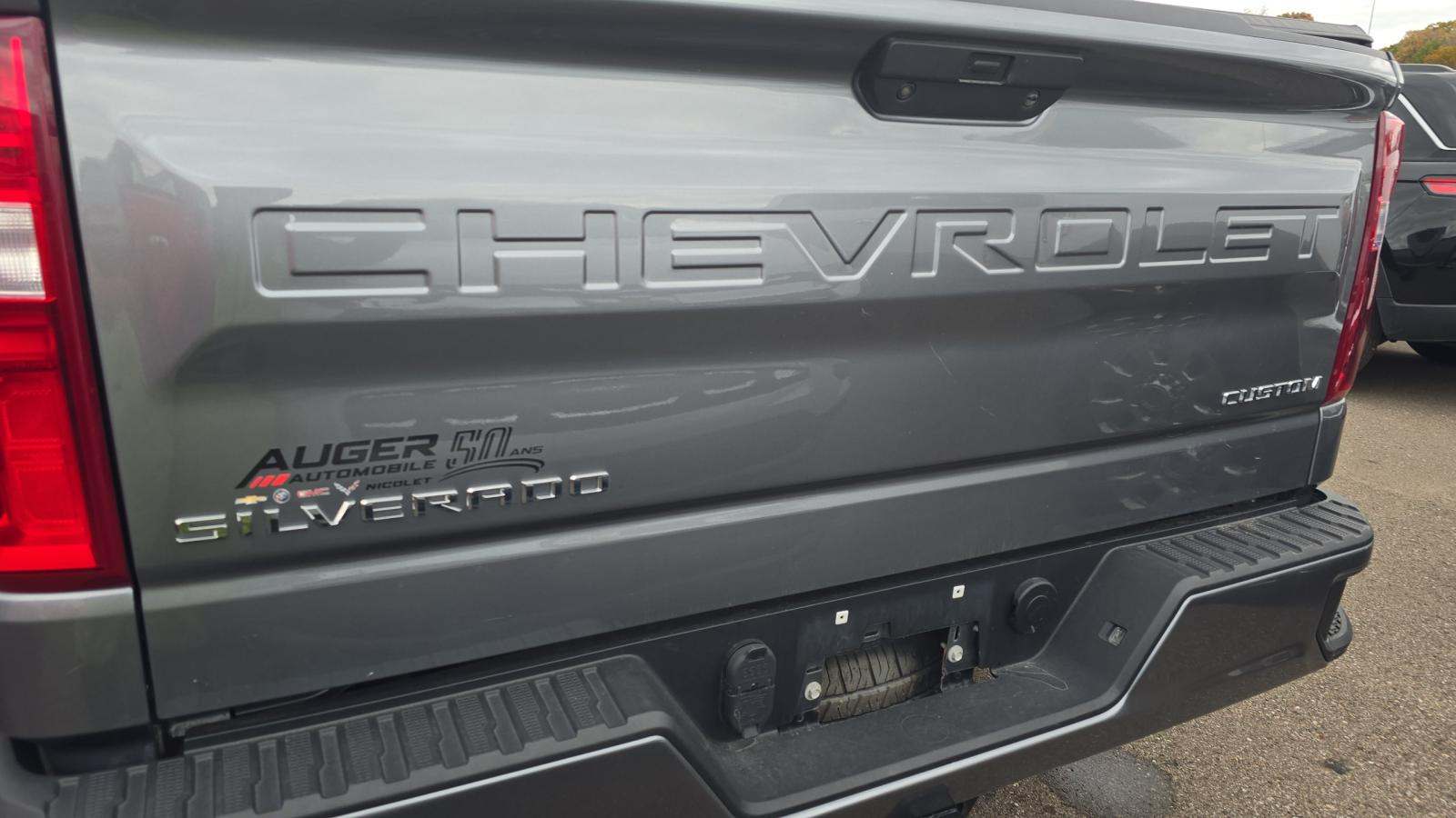 2021 Chevrolet Silverado 1500 Custom AWD